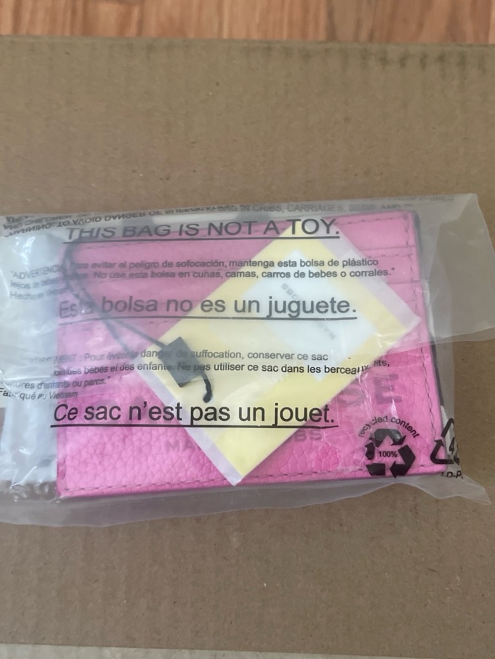 Marc Jacobs Bow Pink Card Case - Picture 4 of 4